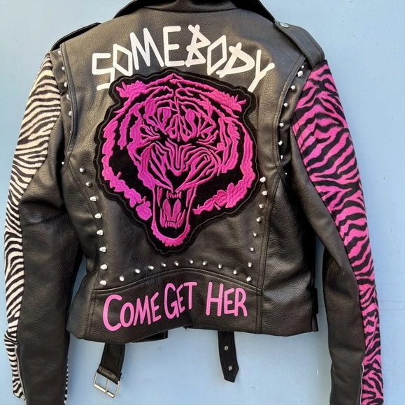 Azalea Wang moto jacket - Picture 4 of 5